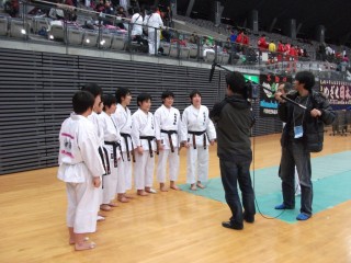 全国選抜大会・追記・女子団体組手１６年ぶりの制覇。